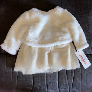 NWT baby girl 0-3 month winter dress. Cat & jack